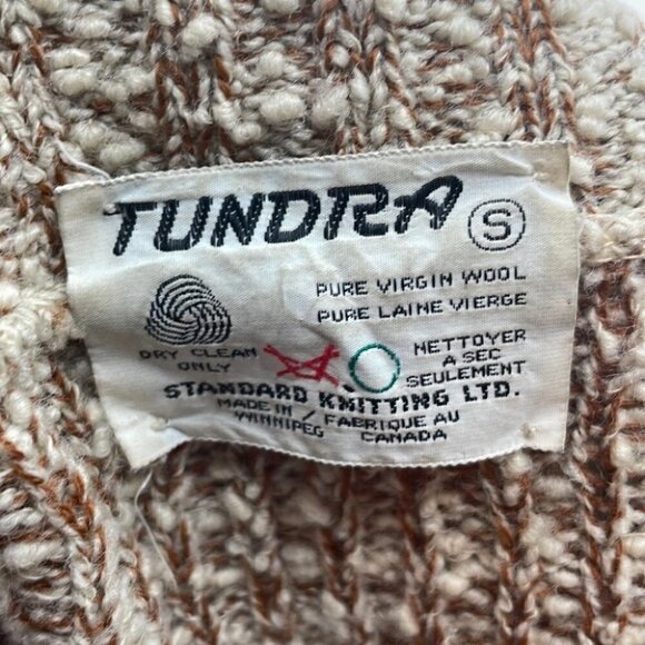 Tundra 100% pure virgin wool cardigan cottage core neutral unique toggle sz S - Picture 3 of 12